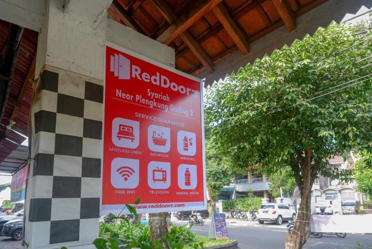 Hotel Reddoorz Syariah Near Plengkung Gading 2 Yogyakarta Exterior foto