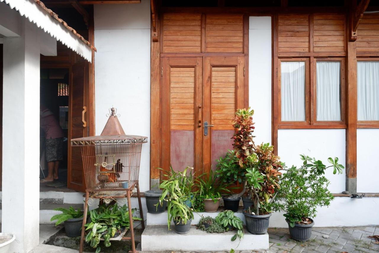 Hotel Reddoorz Syariah Near Plengkung Gading 2 Yogyakarta Exterior foto