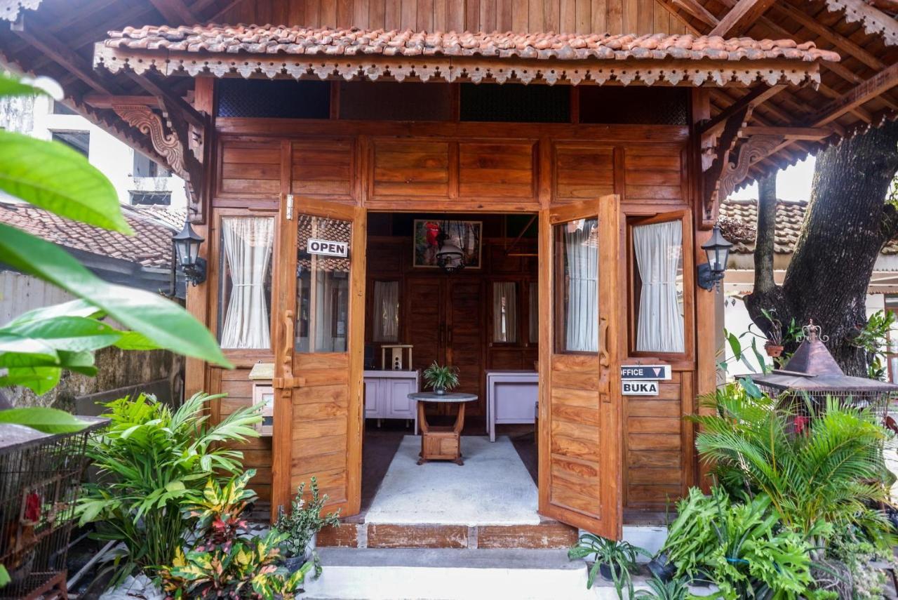 Hotel Reddoorz Syariah Near Plengkung Gading 2 Yogyakarta Exterior foto