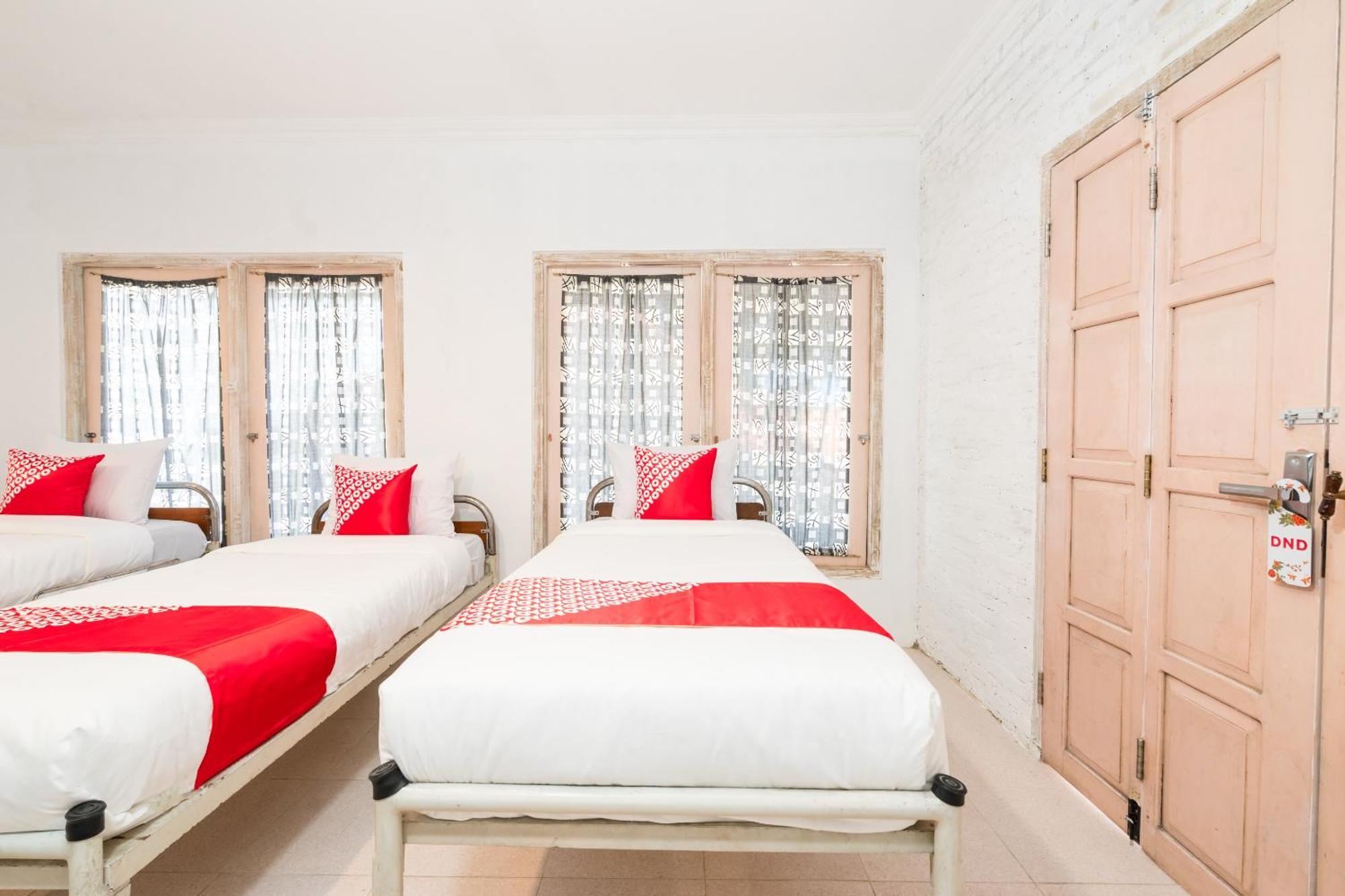 Hotel Reddoorz Syariah Near Plengkung Gading 2 Yogyakarta Exterior foto
